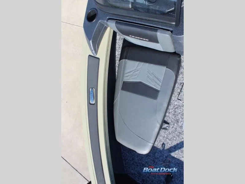 Slide: The Image of Interior of 2026 Targa V18 Combo with seat and dashboard. - 25