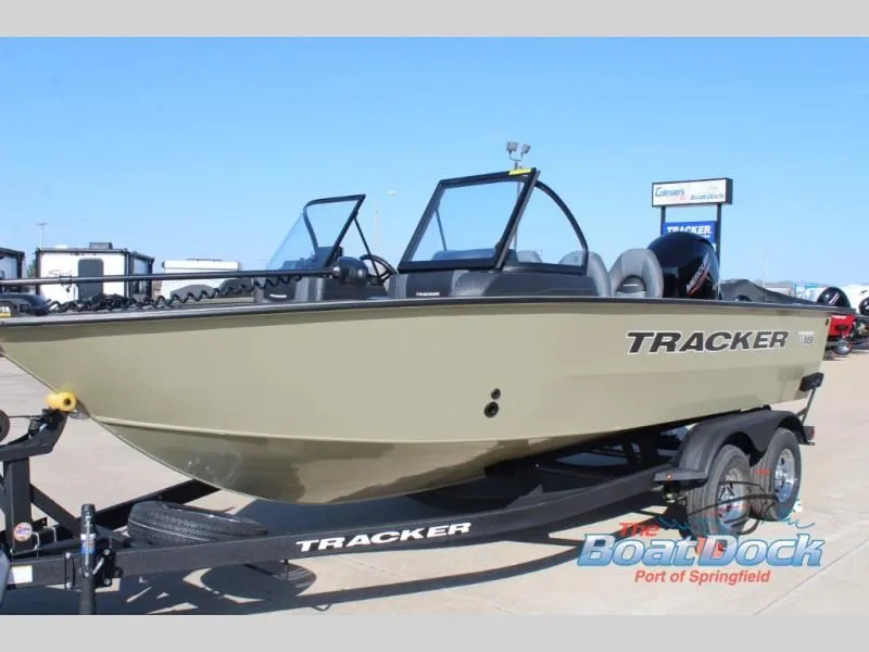 Slide: The Image of 2026 Targa V18 Combo boat on trailer outdoors. - 4