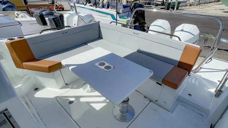 Slide: The Image of Beneteau Flyer 9 SUNdeck 2022 - 21