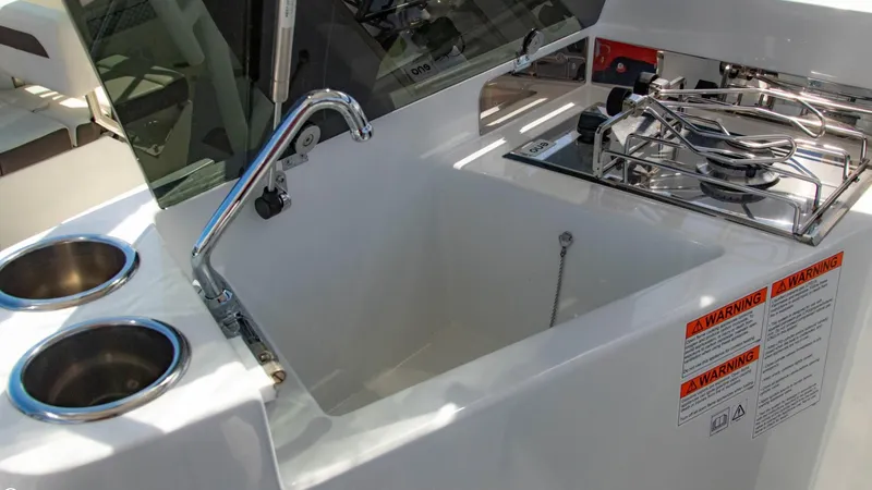 Slide: The Image of Beneteau Flyer 9 SUNdeck 2022 - 26