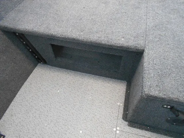 Slide: The Image of Crestliner 1650 Hawk Side Console 2025 - 10