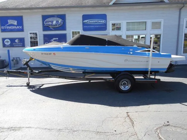 Slide: The Image of Crownline Boats 205 SS 2019 - 11