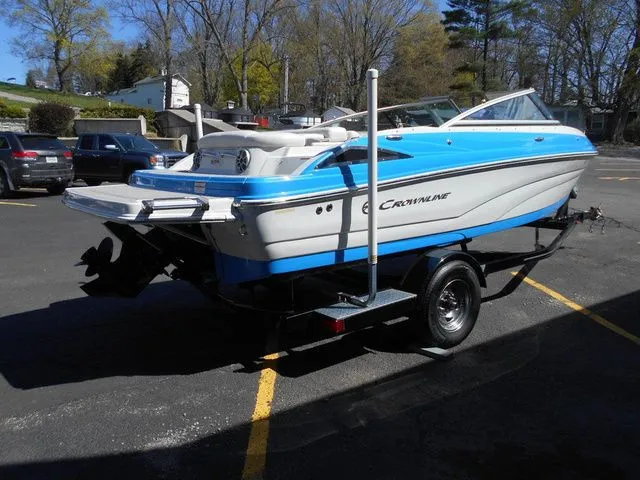 Slide: The Image of Crownline Boats 205 SS 2019 - 4