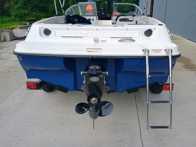 Slide: The Image of Bayliner 175 Bowrider 2016 - 14