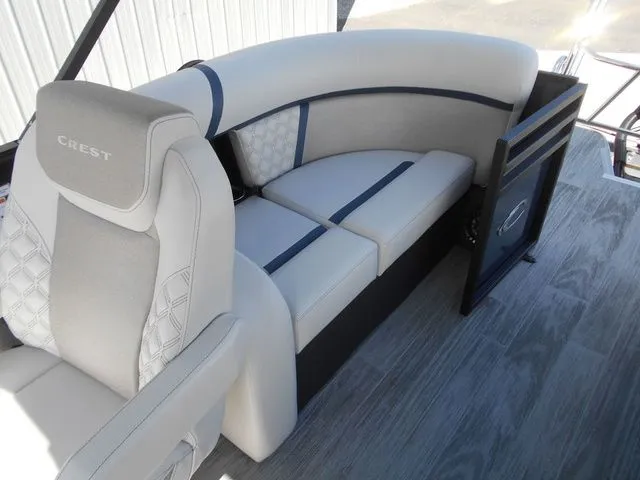 Slide: The Image of Crest Conquest 210 SLC 2026 - 16