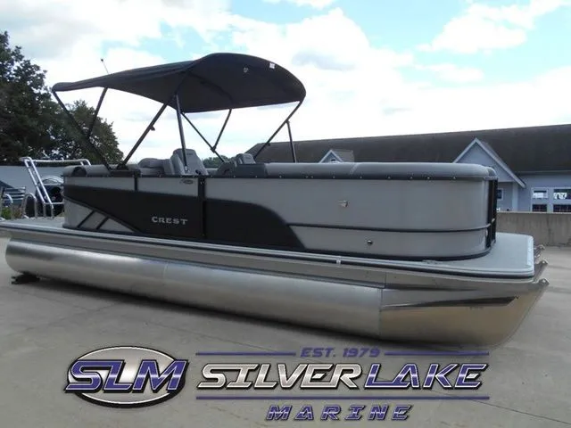 The Image of Crest Conquest 230 SLC 2026 - 1