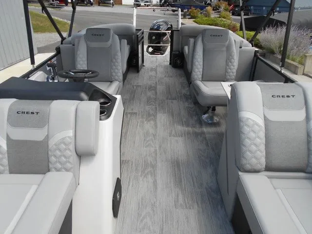 Slide: The Image of Crest Conquest 230 SLC 2026 - 16