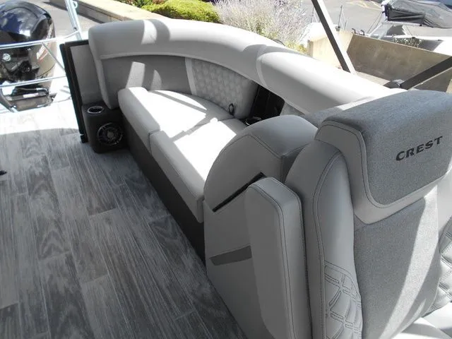 Slide: The Image of Crest Conquest 230 SLC 2026 - 18