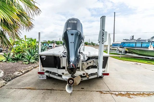 Slide: The Image of Sportsman 214TB 2016 - 9