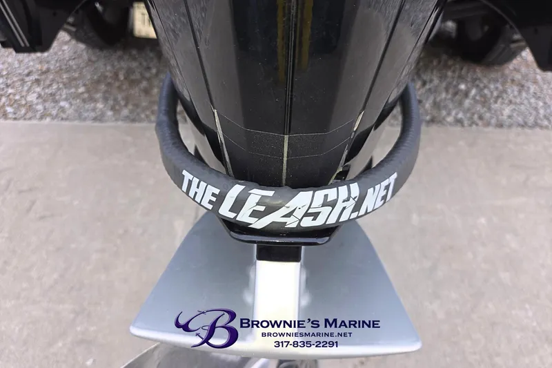 Slide: The Image of 2023 Ranger Z520R boat with "The Leash" accessory, Brownie's Marine branding visible. - 21