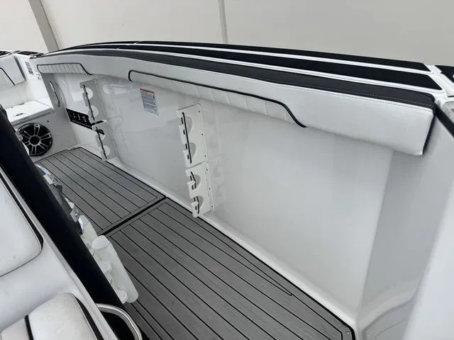 Slide: The Image of Yamaha 255 FSH Sport E 2021 - 14