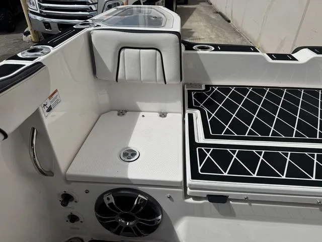 Slide: The Image of Yamaha 255 FSH Sport E 2021 - 20