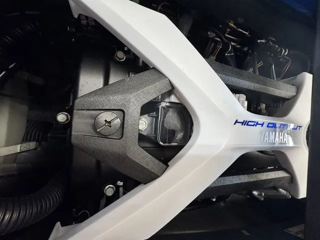 Slide: The Image of Yamaha VX Limited HO 2026 - 21