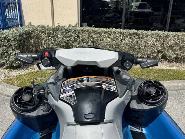 Slide: The Image of Sea-Doo GTI SE 130 2020 - 8