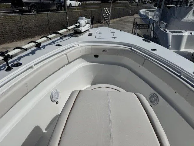 Slide: The Image of Sea Hunt Gamefish 30 Coffin Box 2022 - 92