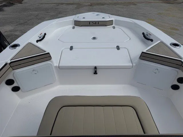 Slide: The Image of Yamaha 190 FSH Sport 2025 - 42