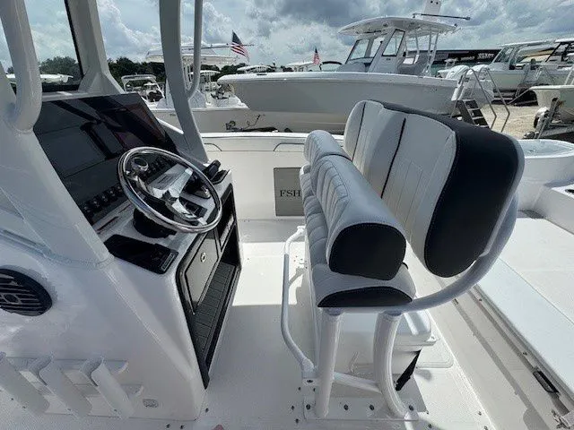 Slide: The Image of Yamaha 255 FSH Sport E 2025 - 15