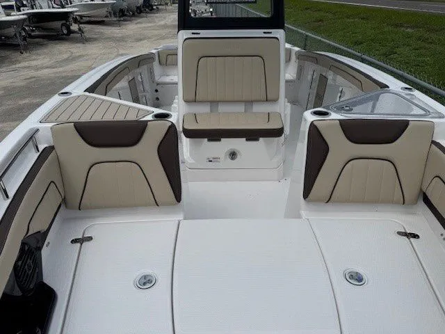 Slide: The Image of Yamaha 255 FSH Sport E 2025 - 11