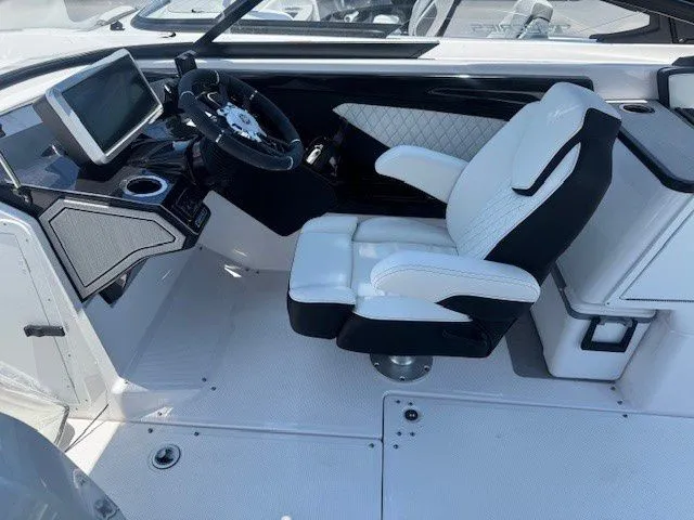 Slide: The Image of Yamaha 252SE 2025 - 19