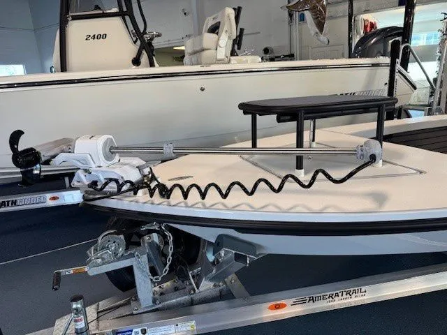 Slide: The Image of Maverick 18 HPX-V 2026 - 24