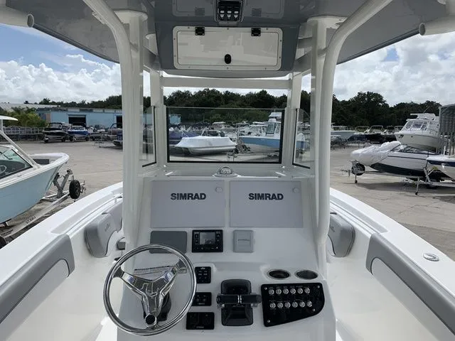 Slide: The Image of NauticStar 28 XS 2021 - 39