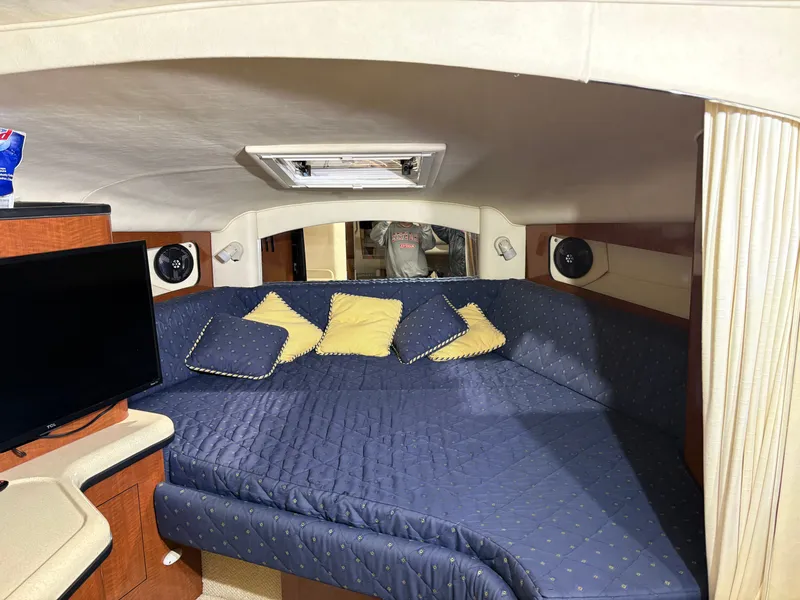 Slide: The Image of Sea Ray 300 Sundancer 2003 - 13