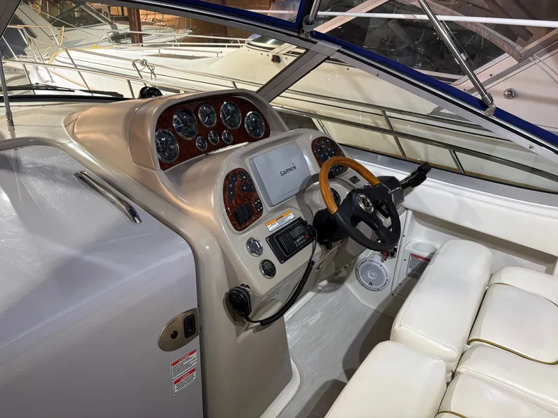 Slide: The Image of Sea Ray 300 Sundancer 2003 - 3