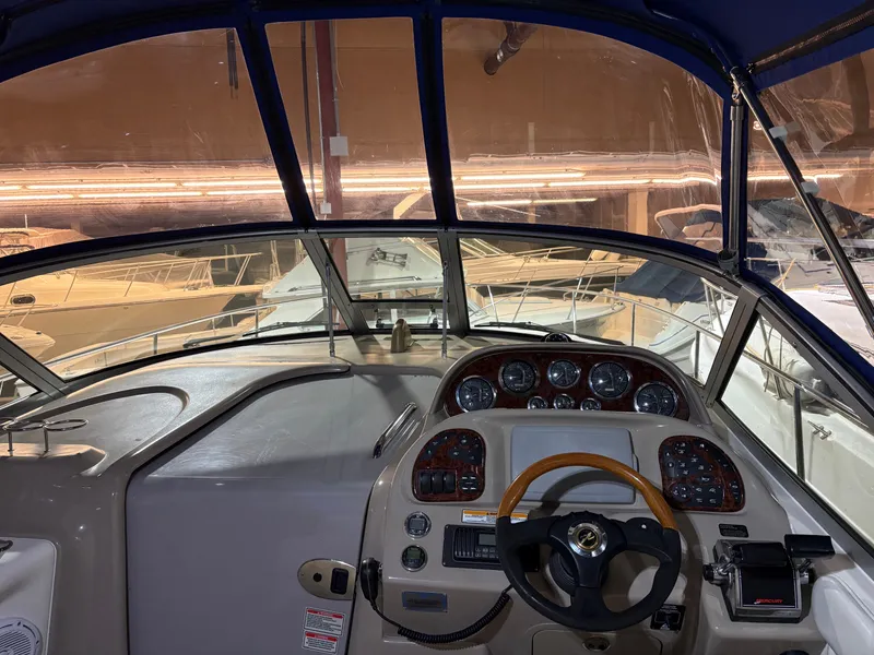 Slide: The Image of Sea Ray 300 Sundancer 2003 - 4