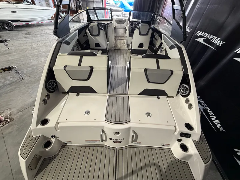 Slide: The Image of Yamaha 220 SD 2023 - 18