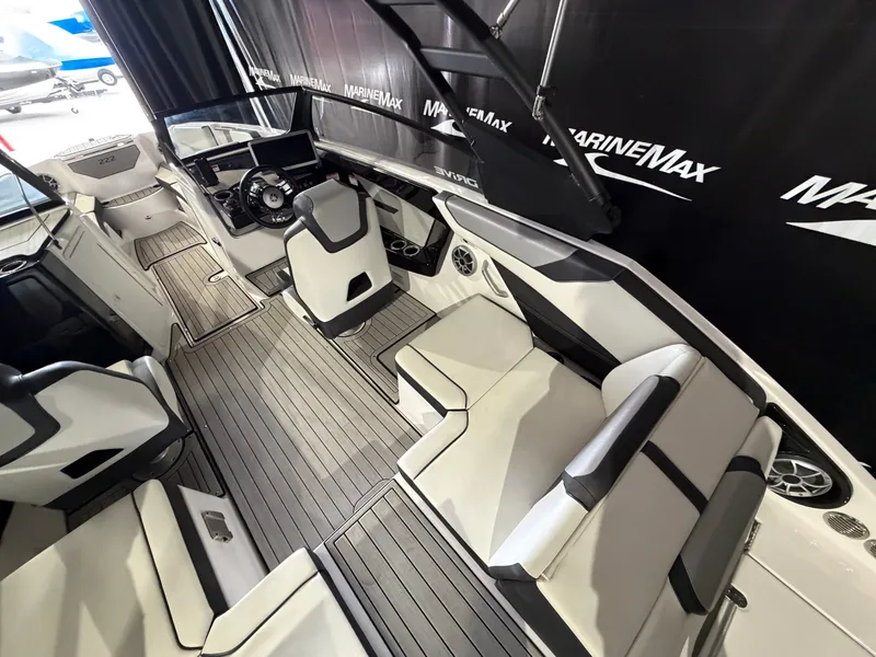 Slide: The Image of Yamaha 220 SD 2023 - 23