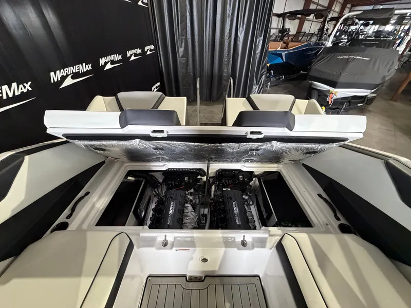 Slide: The Image of Yamaha 220 SD 2023 - 25