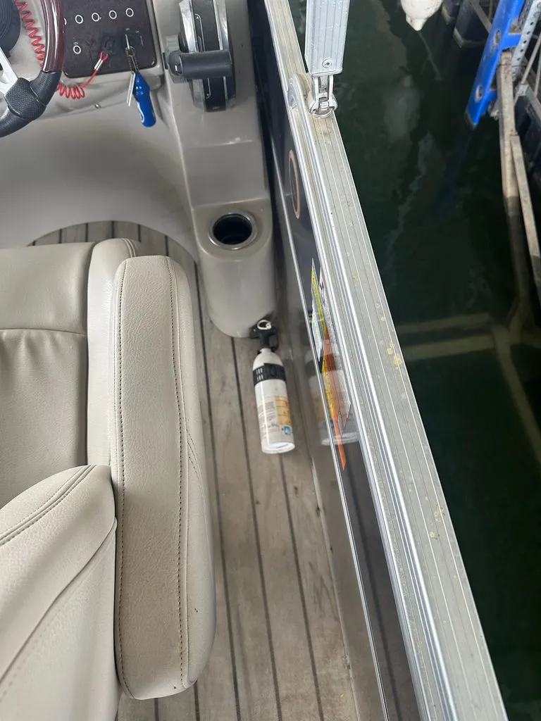 Slide: The Image of South Bay 524FCR 2015 - 3