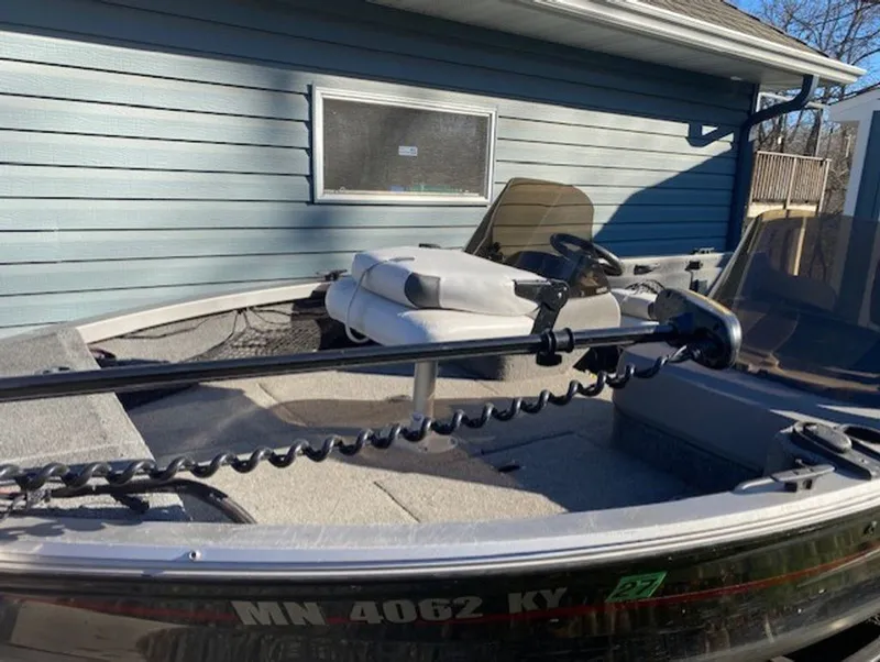 Slide: The Image of Crestliner 1650 Fish Hawk 2013 - 2