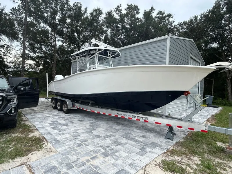 Slide: The Image of Cape Horn Yachts 31 T 2021 - 4