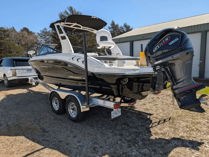 Slide: The Image of Chaparral 21 SSi 2026 - 15