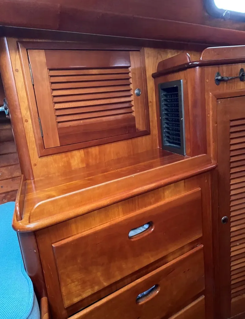 Slide: The Image of Able 42 Custom Yacht 1990 - 19