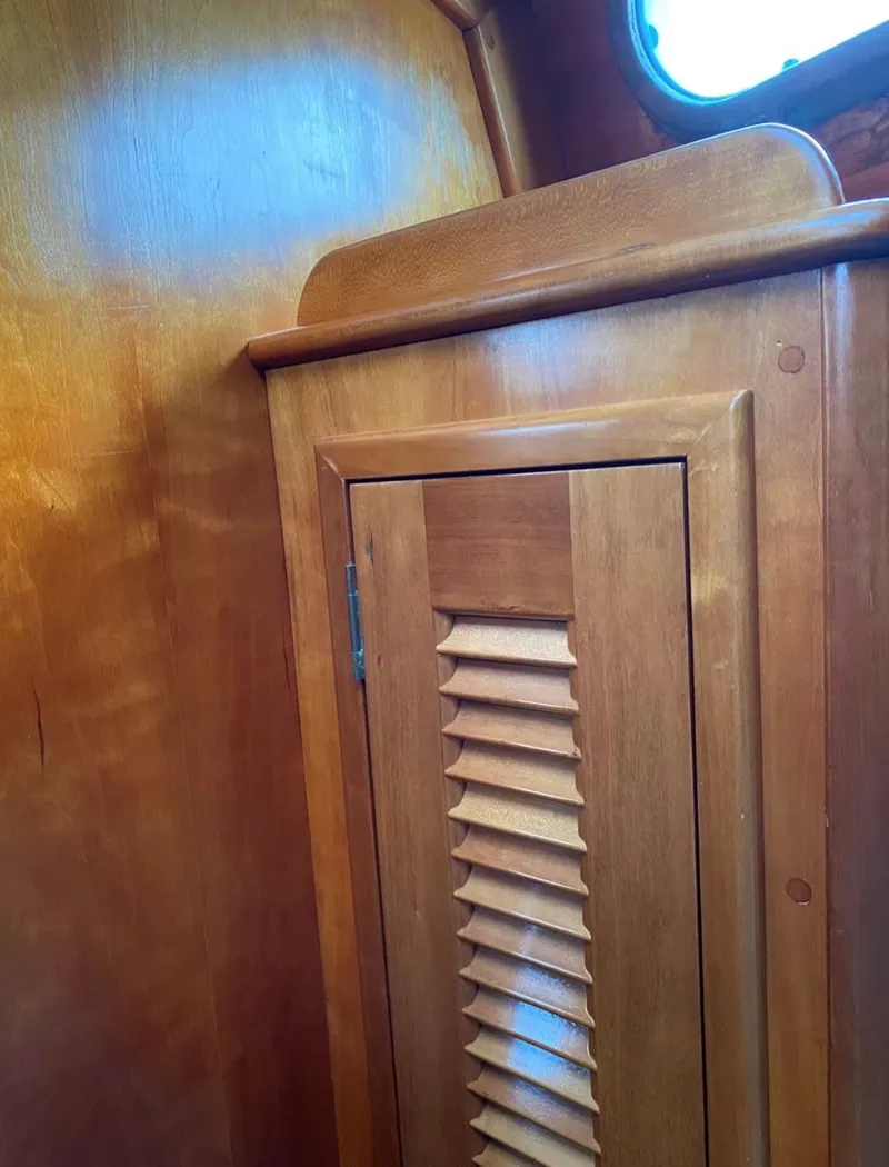 Slide: The Image of Able 42 Custom Yacht 1990 - 28