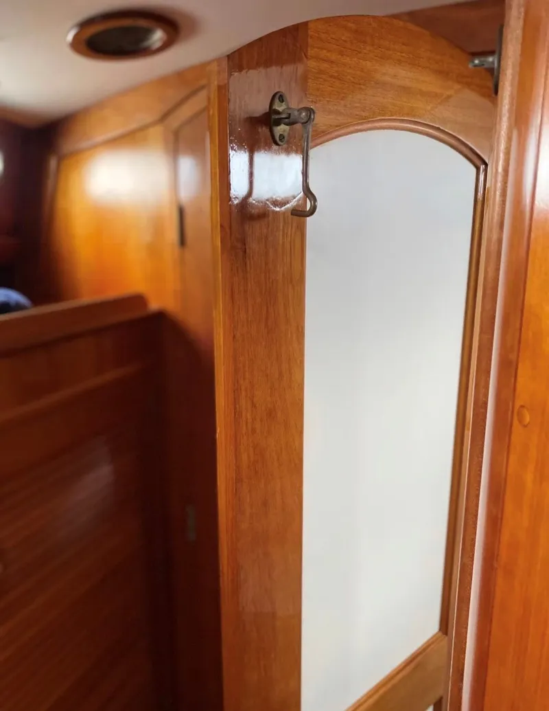 Slide: The Image of Able 42 Custom Yacht 1990 - 36