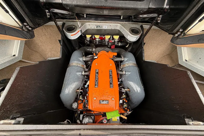 Slide: The Image of MasterCraft X26 2021 - 30