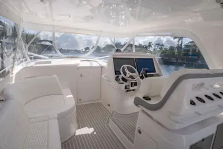 Slide: The Image of 2022 Intrepid 477 Evolution - Image 12 - 12