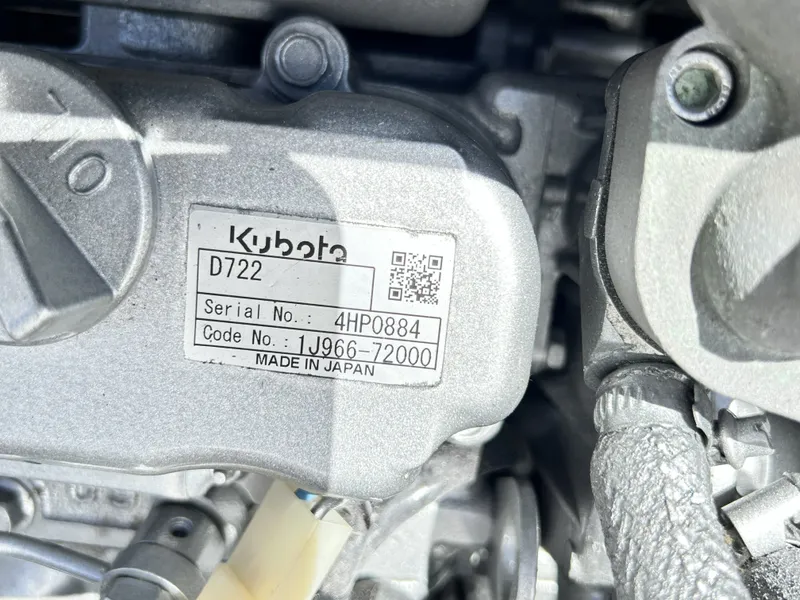 Slide: The Image of Kubota D722 engine in Intrepid 475 Sport Yacht, year 2018. - 31