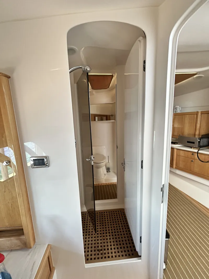 Slide: The Image of Intrepid 475 Sport Yacht 2018 - 63