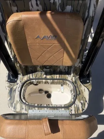 Slide: The Image of Avid 23 Mag 2024 - 12