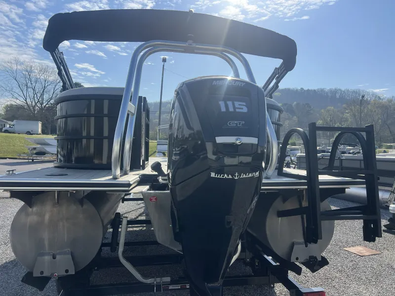 Slide: The Image of Bentley Pontoons Legacy 200 Navigator 2023 - 3