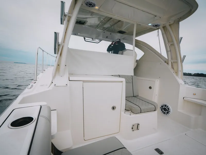 Slide: The Image of Pursuit OS 325 Offshore 2023 - 25