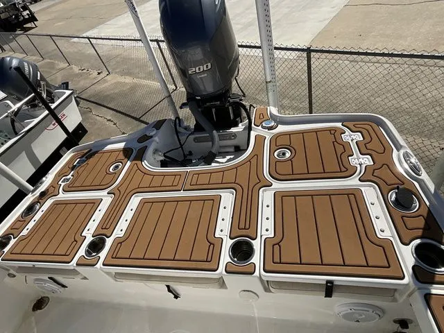 Slide: The Image of Sea Hunt BX22BR 2022 - 24