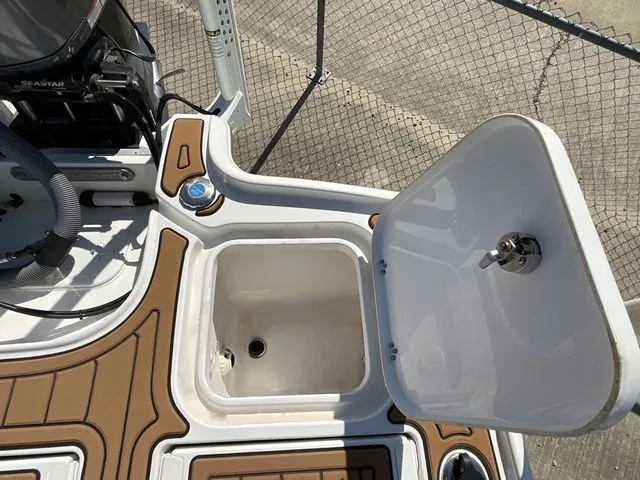 Slide: The Image of Sea Hunt BX22BR 2022 - 26