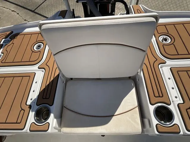 Slide: The Image of Sea Hunt BX22BR 2022 - 27