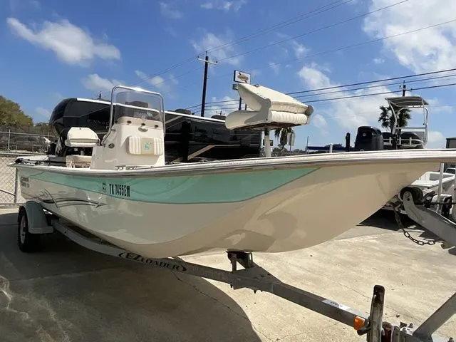 The Image of Carolina JVX20CC 2018 - 1