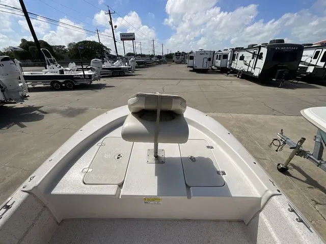 Slide: The Image of Carolina JVX20CC 2018 - 12